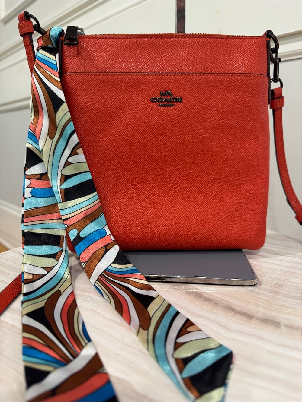 Coach Bag Kitt Orange Rusted Red Leather Crossbody with Patterned Scarf - Picture 4 of 17